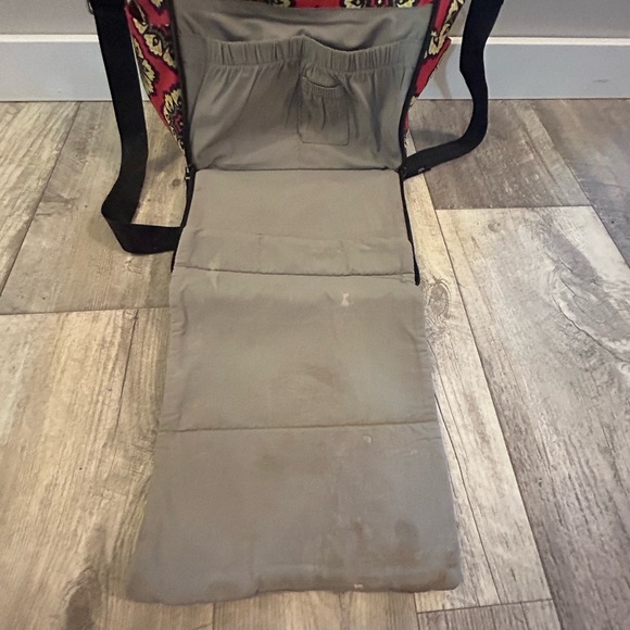 Petunia Pickle Bottom Diaper Bag & Wallet - Picture 6 of 6